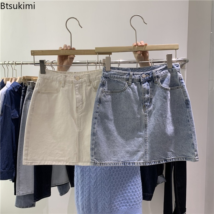Women Fashion Jeans - กระโปรงยีนส์สั้นแฟชั่นสำหรับผู้หญิง รุ่นใหม่ประจำฤดูร้อนปี 2026 เอวสูง เซ็กซี่ กระชับสะโพก