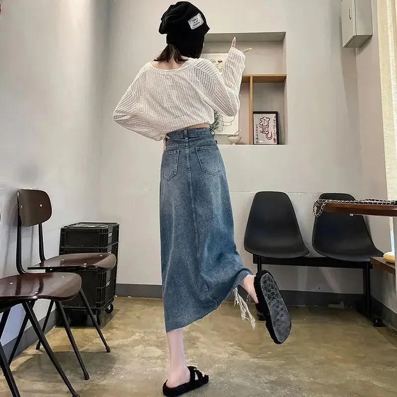 Women Fashion Jeans - กระโปรงยีนส์ผู้หญิงเอวสูงผ่าข้าง ขาดเซอร์ๆ สไตล์เกาหลี หรูหรา ทันสมัย เรียบหรู