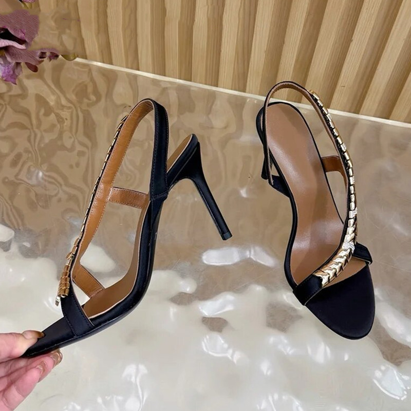 รองเท้าส้นสูงประดับเพชรหรูหรา  - Women Fashion Ideas บทวิจารณ์และราคา