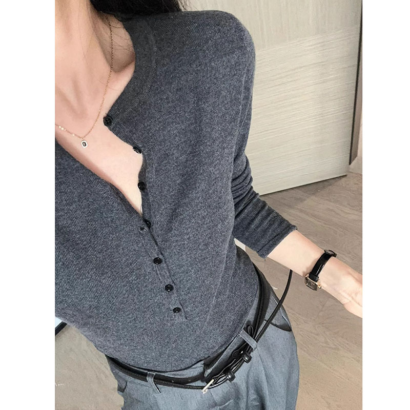 เสื้อแขนยาวผู้หญิง คอวี ดีไซน์ - Women Top Fashion บทวิจารณ์และราคา