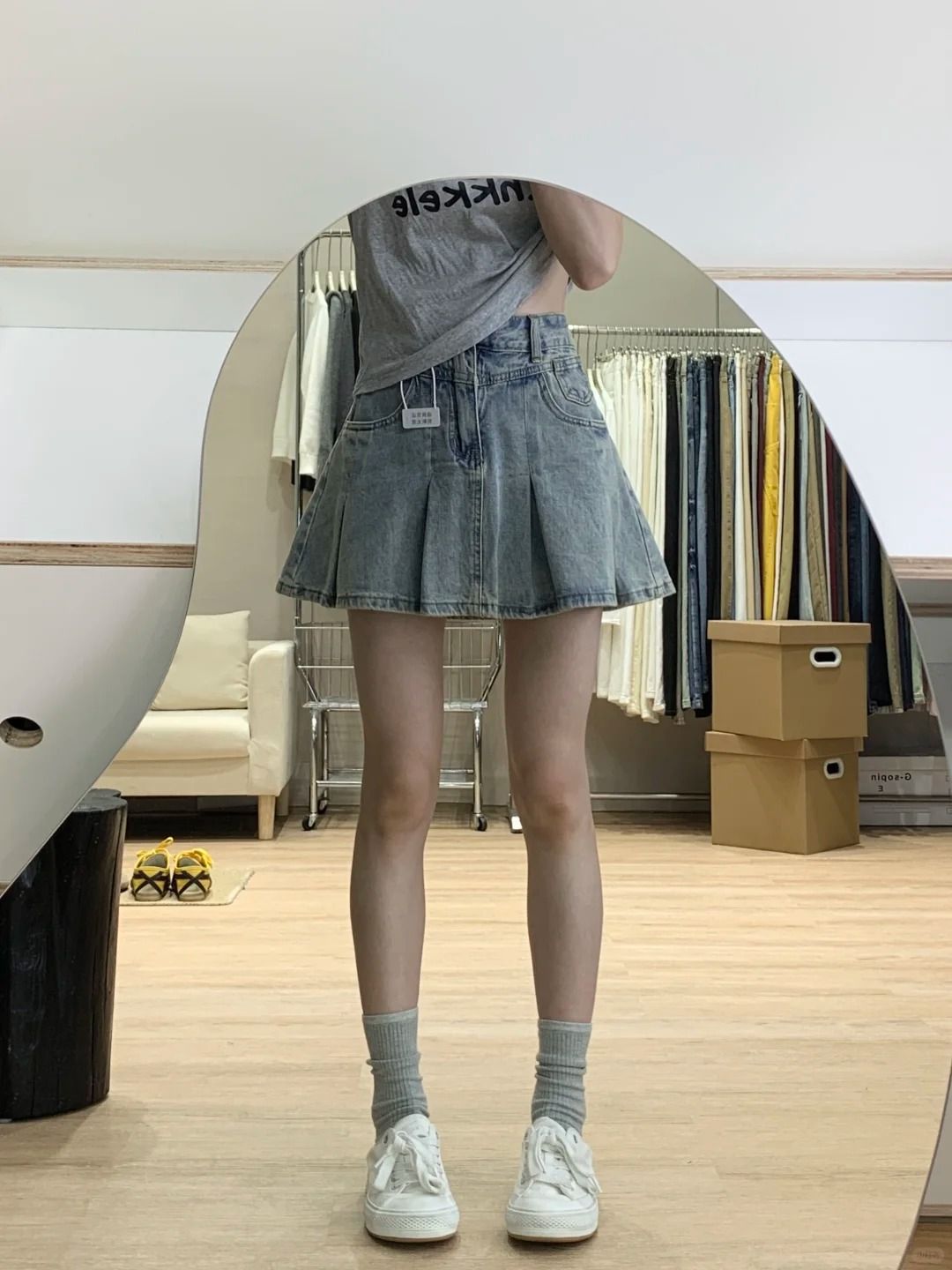 กระโปรงยีนส์เอวสูงทรงเอพลีทสไต - Women Fashion Jeans บทวิจารณ์และราคา