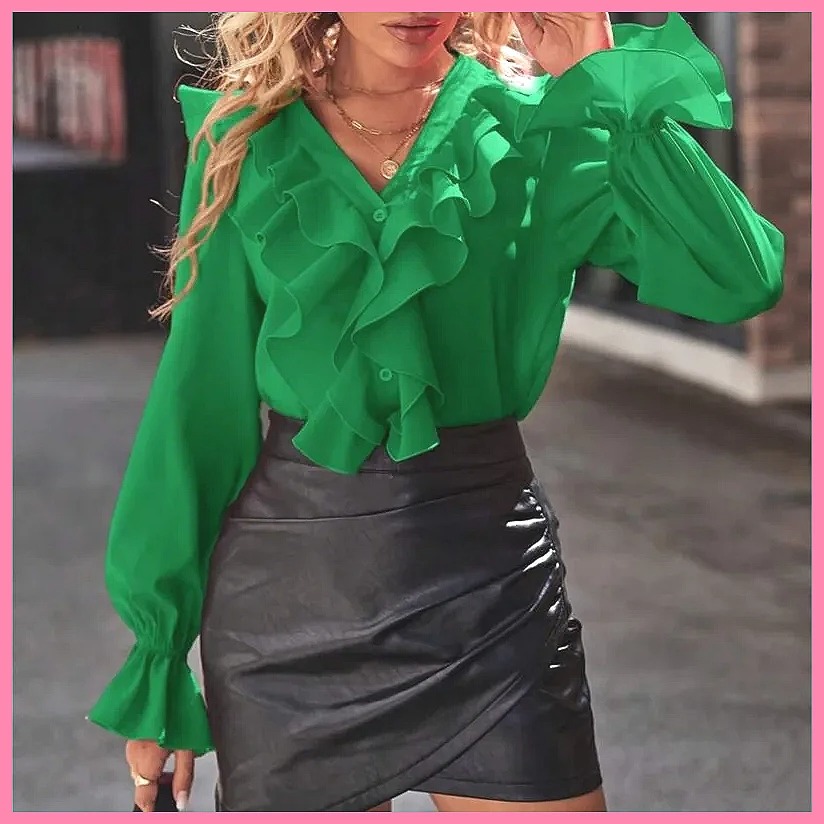 เสื้อเบลาส์แฟชั่นปี 2025 คอวี  - Women Top Fashion บทวิจารณ์และราคา