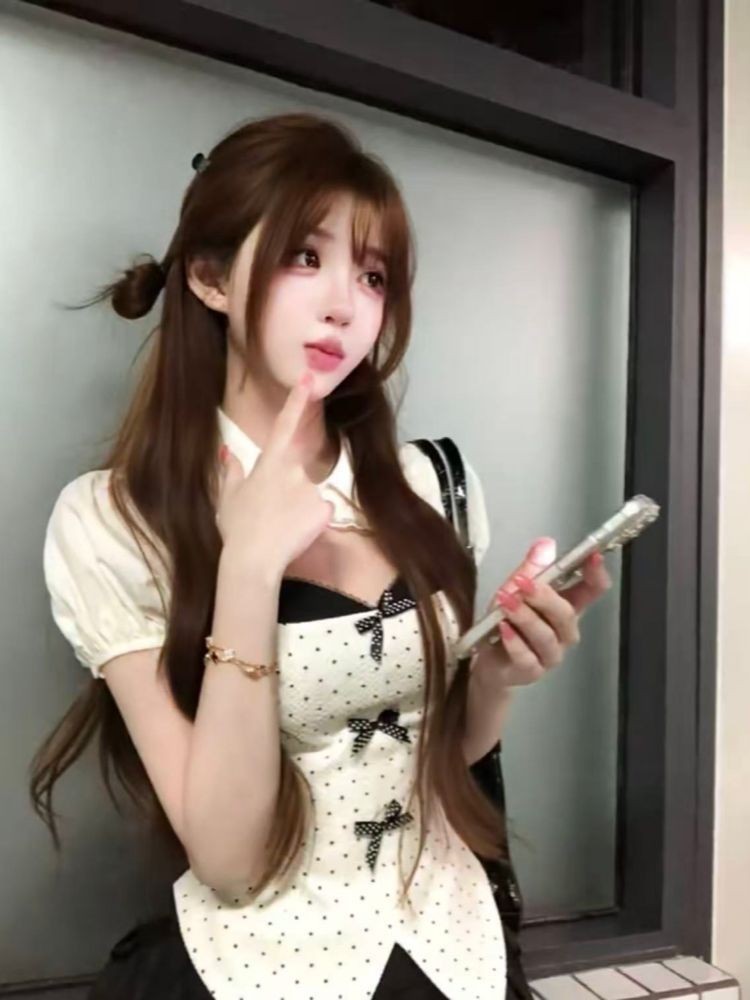 ชุดเซ็ต 2 ชิ้น Coquette Sweet  - Ruched Dress Mini บทวิจารณ์และราคา