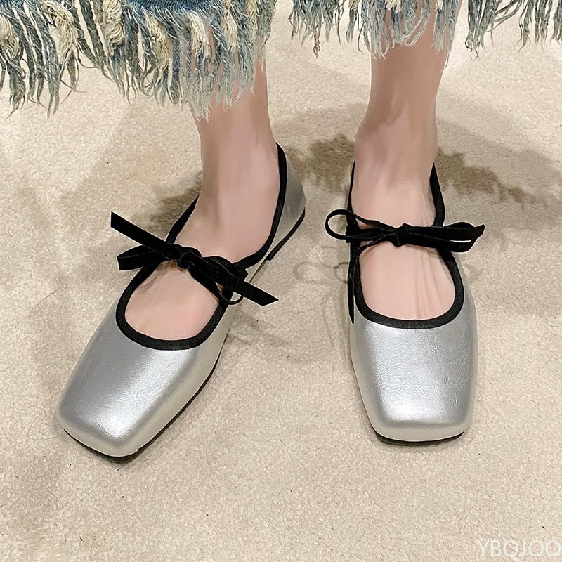 รองเท้าผู้หญิงสีพื้นเรียบง่าย  - Women'S Fashion Summer 2025 บทวิจารณ์และราคา